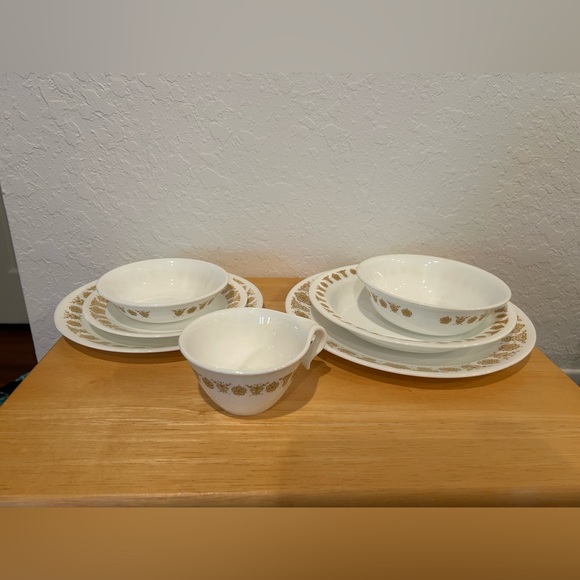 Vintage Corelle Butterfly Gold 7 different pieces available sold separately - Picture 1 of 9
